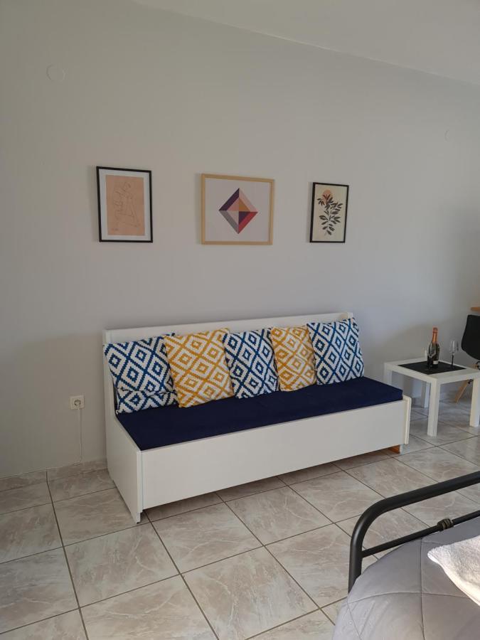 קסילוקסטרו Apartment By The Sea In Xilokastro מראה חיצוני תמונה